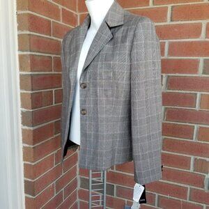 Arthur Levine Jacket 16